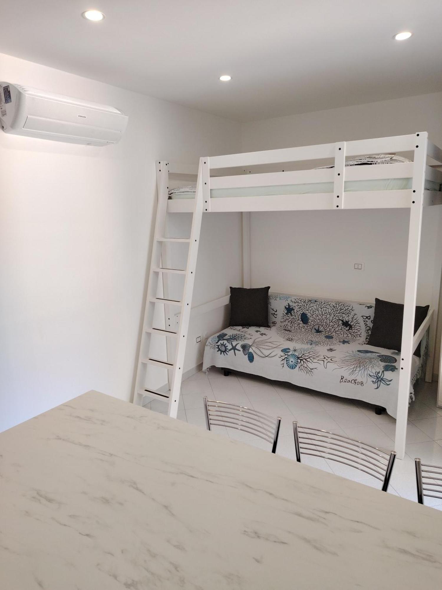 Savona Sea House Apartment Екстериор снимка